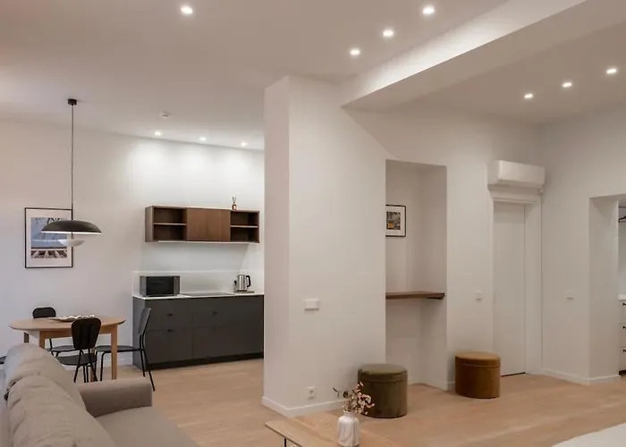 Downtown Getaway By Prime Ii