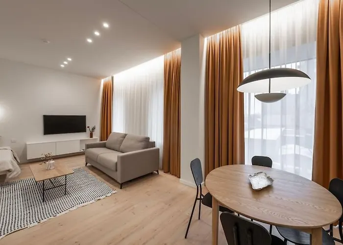 Апартаменты Downtown Getaway By Prime Ii *