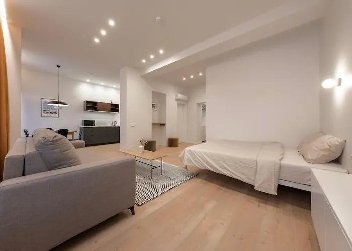 Downtown Getaway By Prime Ii * Каунас