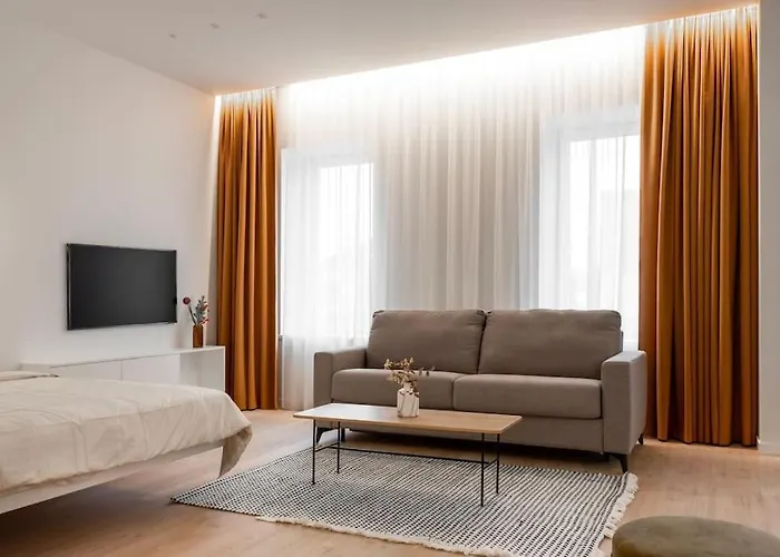 Апартаменты Downtown Getaway By Prime Ii *